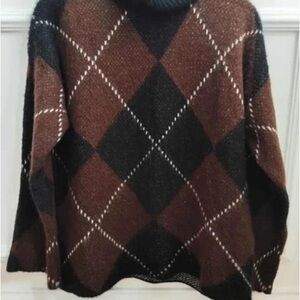 Men's Turtleneck Argyle Sweater - Black and Brown